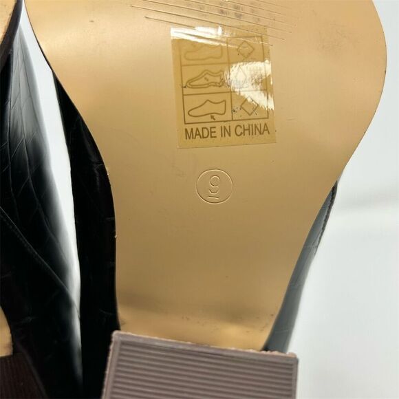 Mata Black Crocodile Side Split Pointy Toe Chunky Stacked Heel Booties Size 9 - Picture 10 of 12